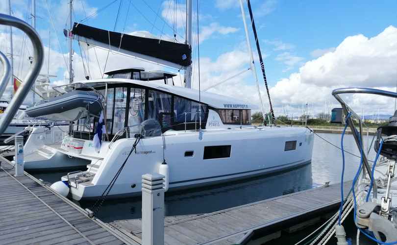 Lagoon 42