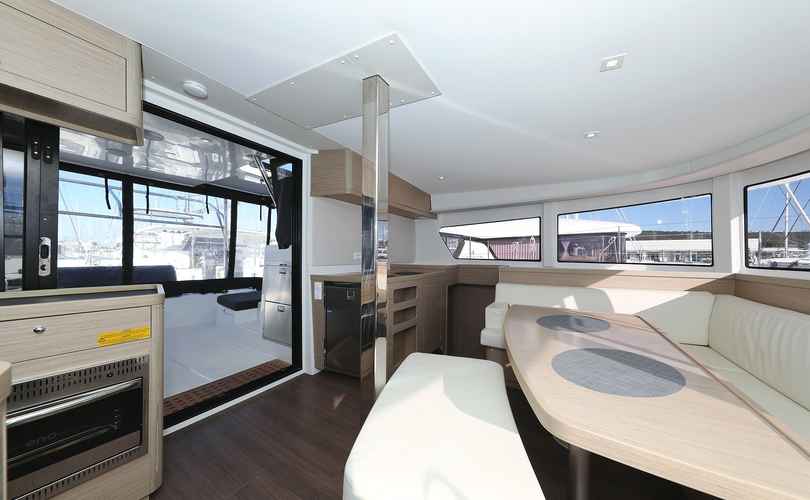 Lagoon 42