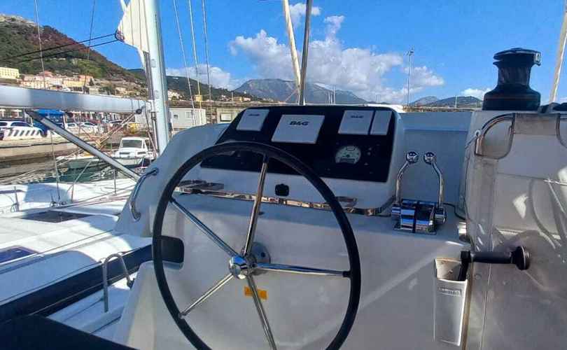 Lagoon 42