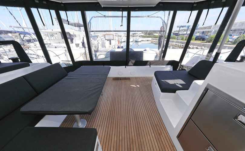 Lagoon 42