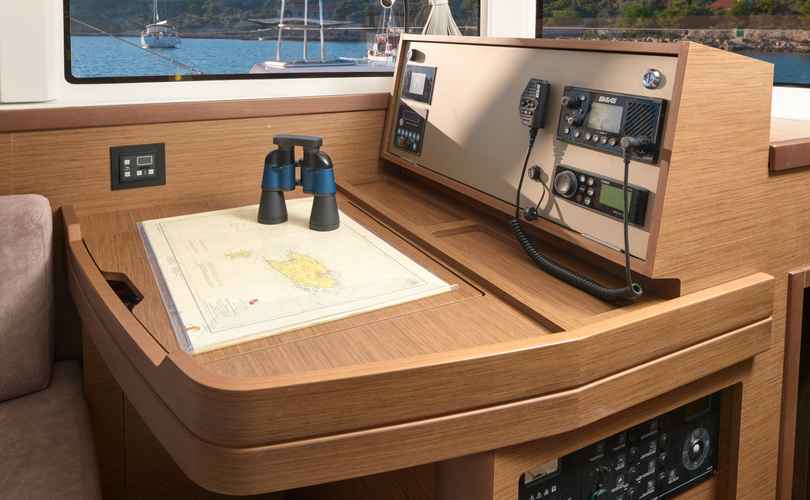 Lagoon 42