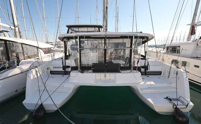 Lagoon 42