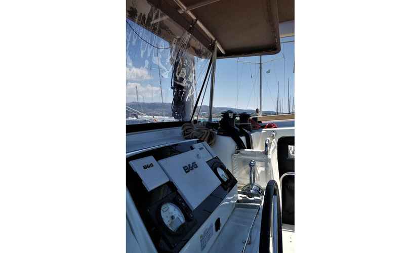 Lagoon 42