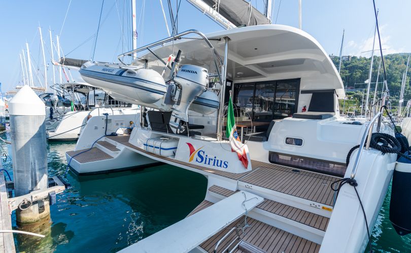 Lagoon 42