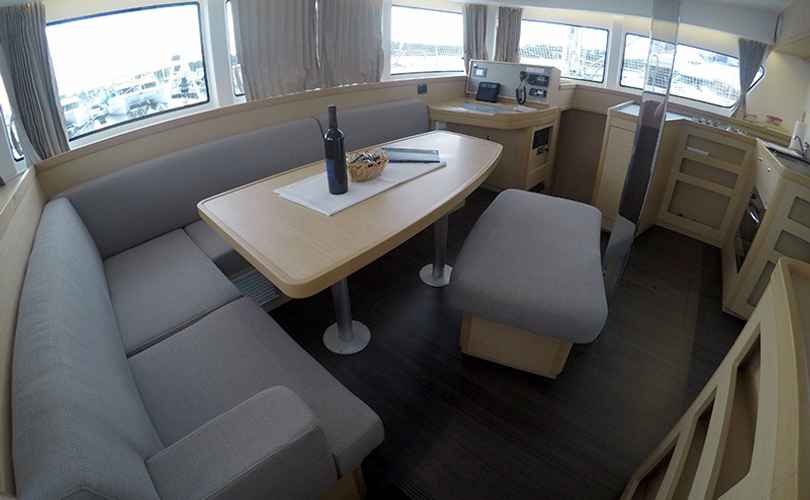 Lagoon 42
