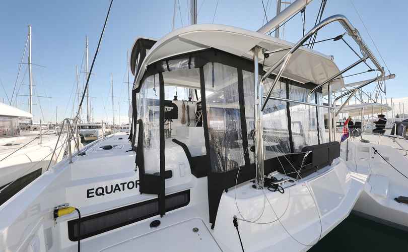 Lagoon 42
