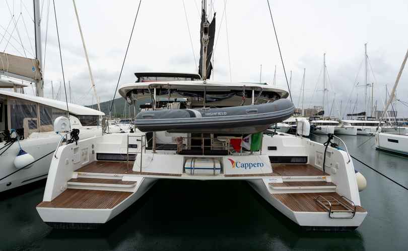 Lagoon 42