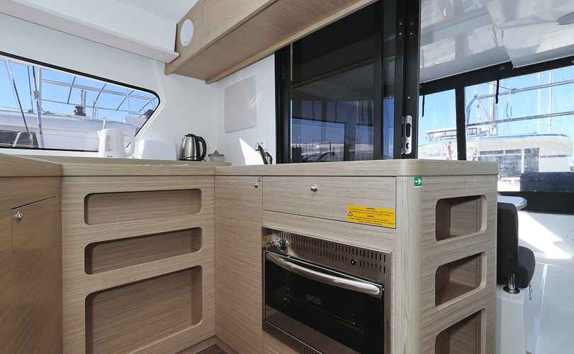 Lagoon 42