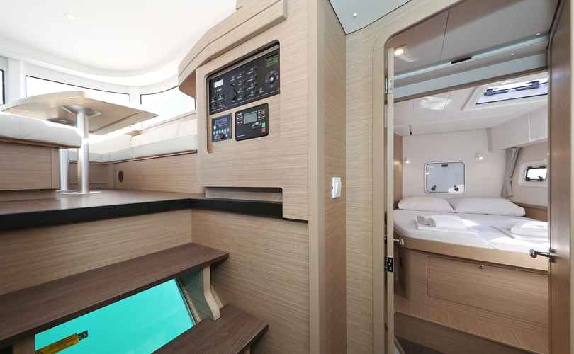 Lagoon 42
