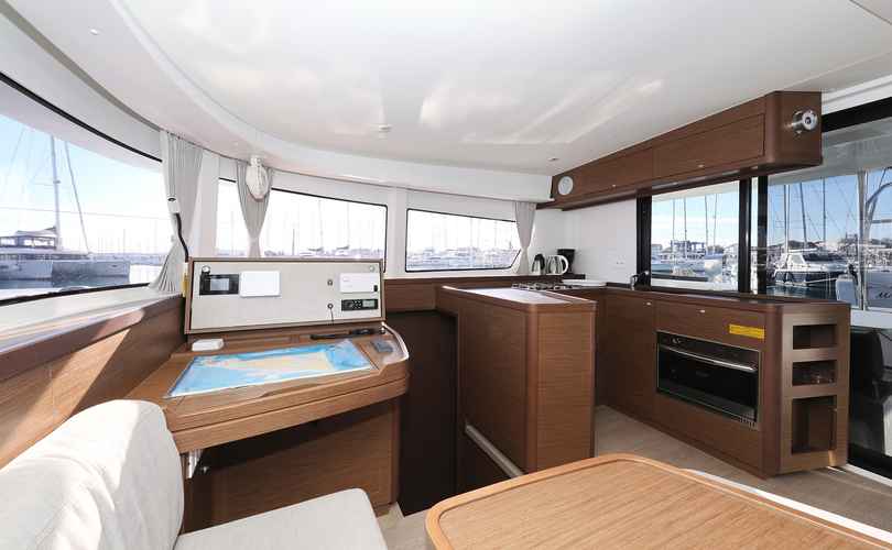 Lagoon 42