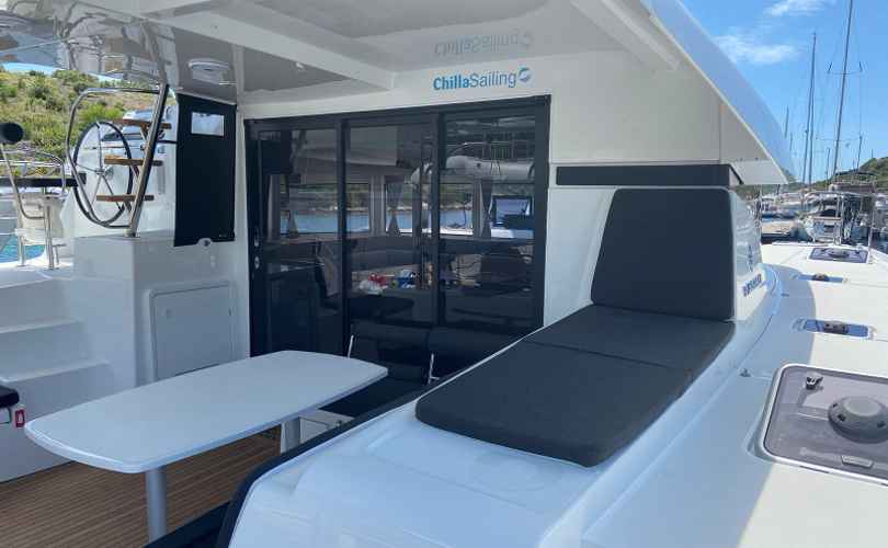 Lagoon 42