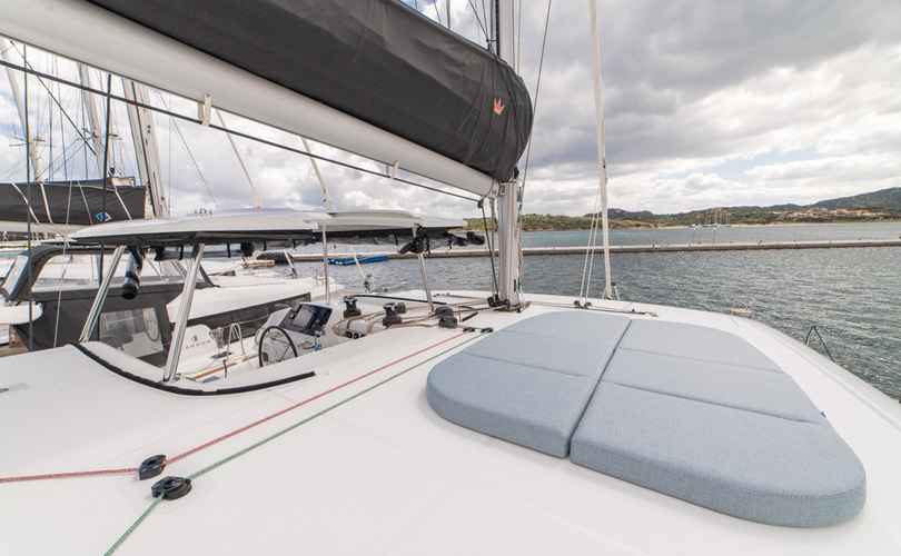 Lagoon 42