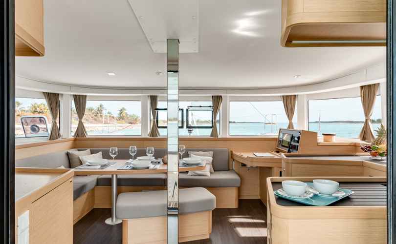 Lagoon 42