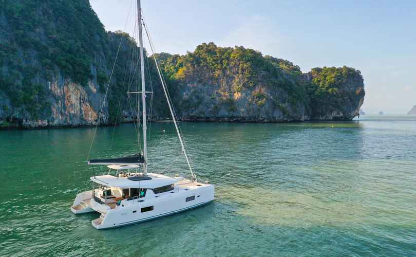 Lagoon 42