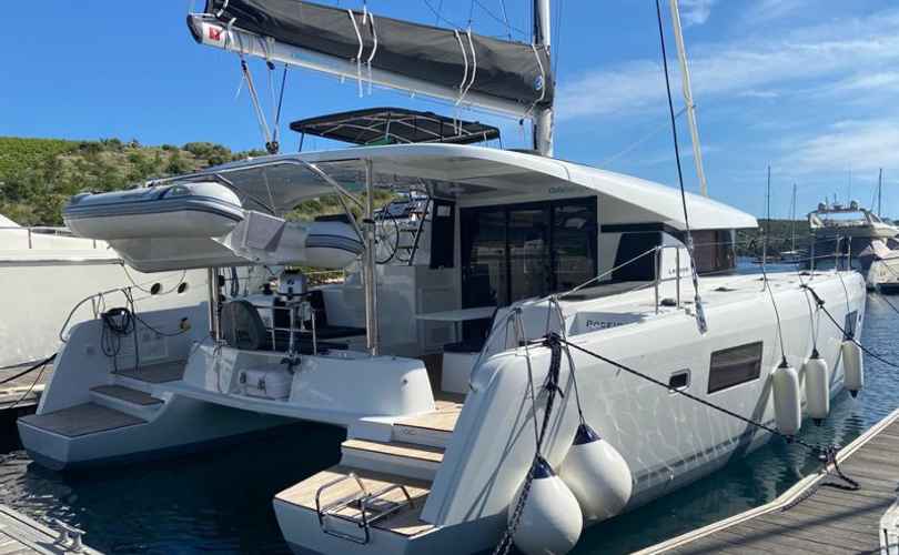 Lagoon 42