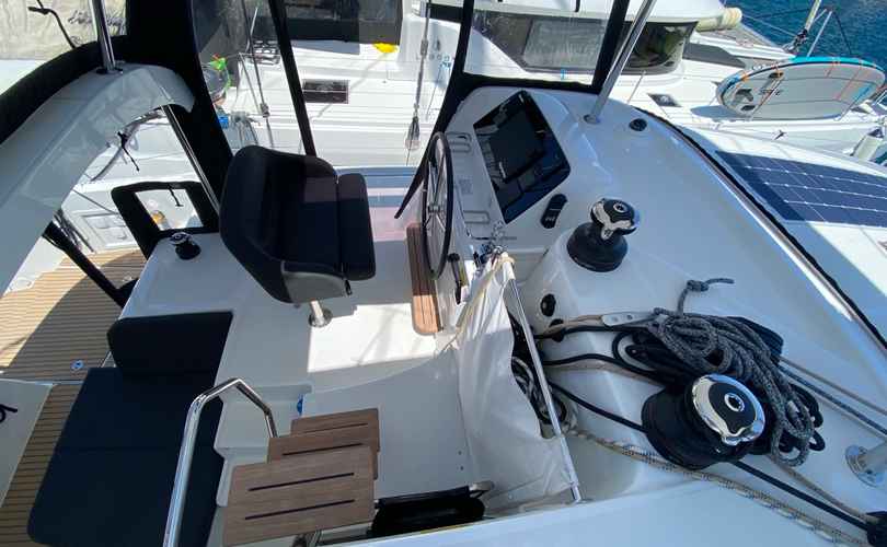 Lagoon 42