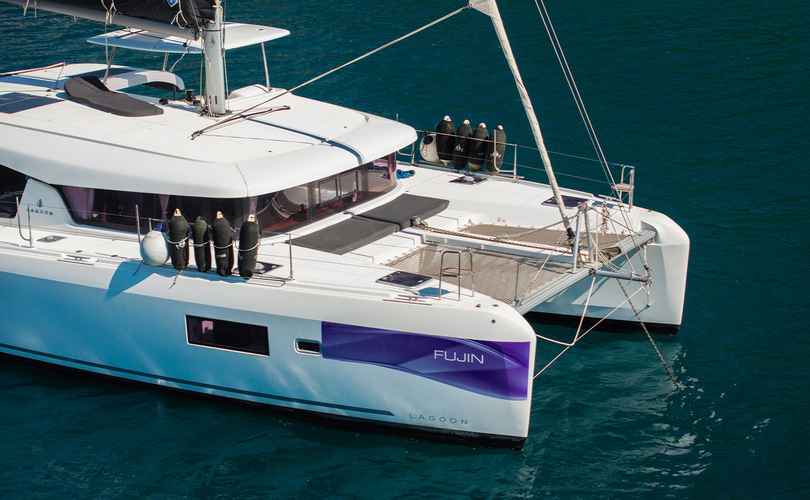 Lagoon 42