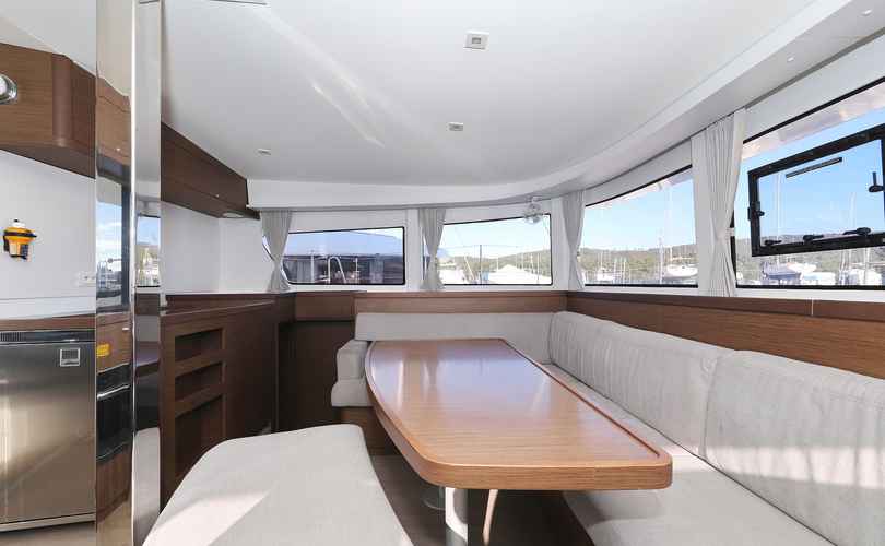 Lagoon 42