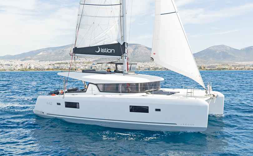 Lagoon 42