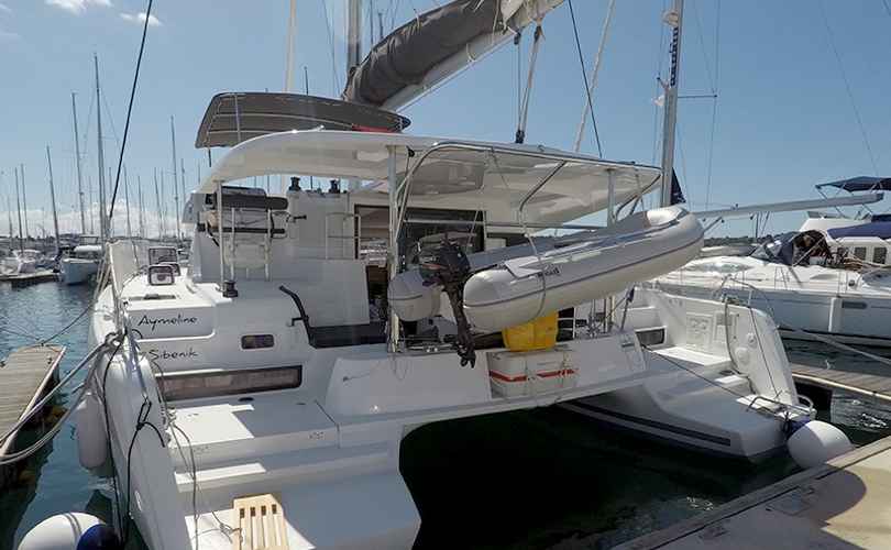 Lagoon 42