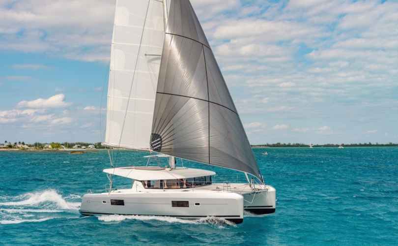 Lagoon 42