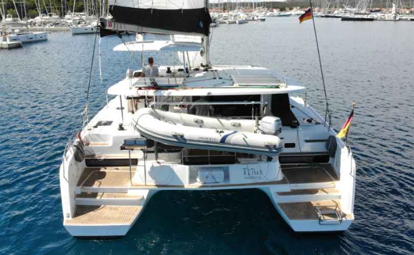 Lagoon 42