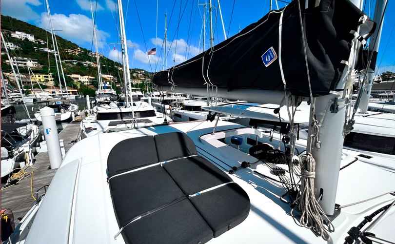 Lagoon 42