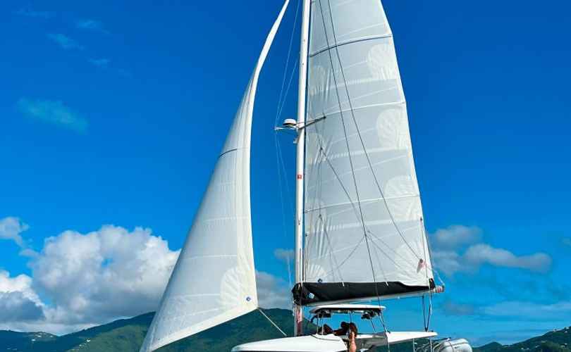 Lagoon 42