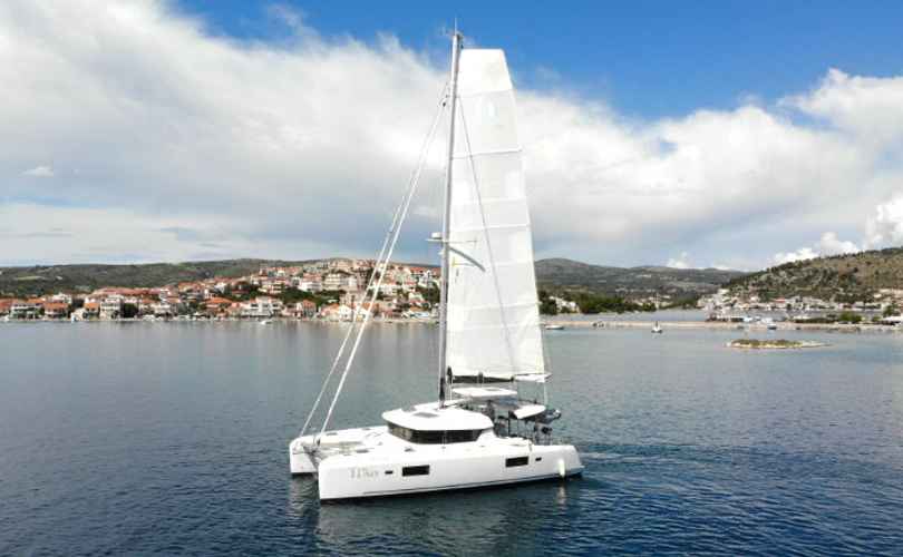 Lagoon 42