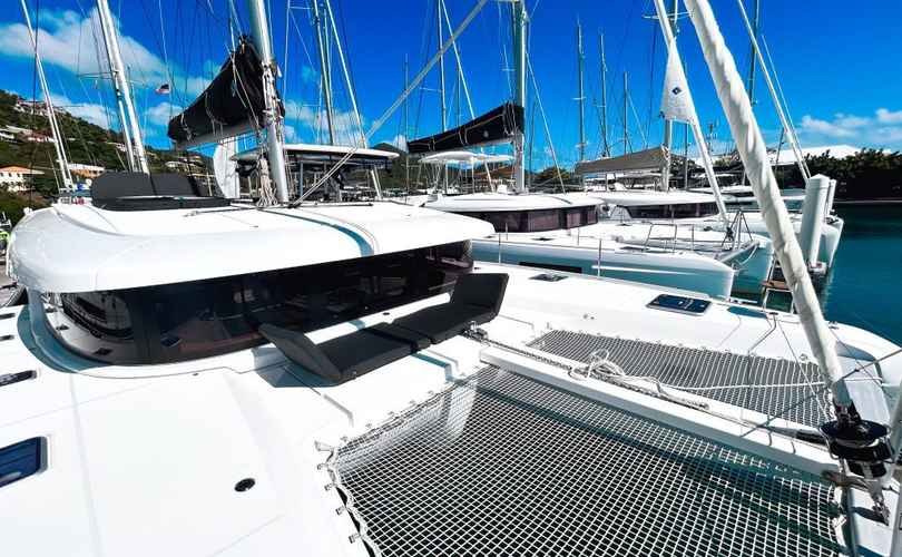 Lagoon 42