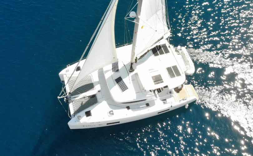 Lagoon 42