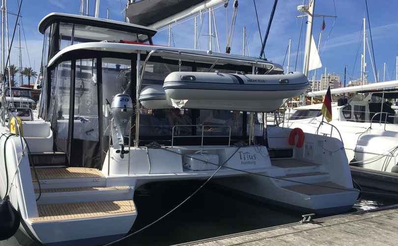 Lagoon 42