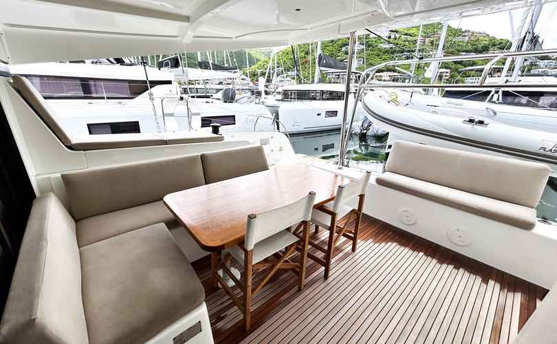 Lagoon 42