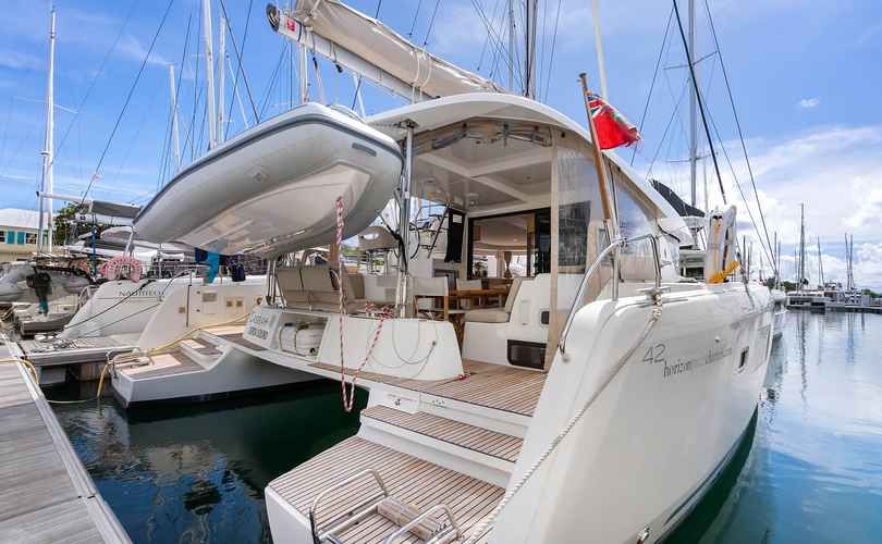 Lagoon 42