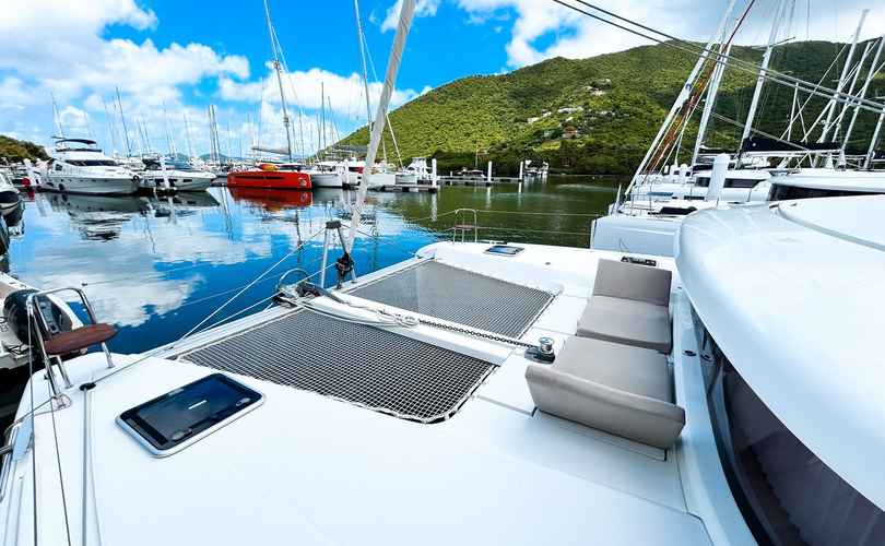 Lagoon 42
