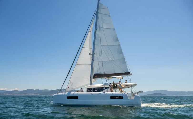 Lagoon 43
