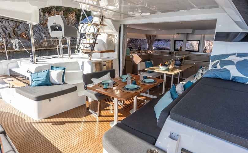 Photo Lagoon 43 (2026)