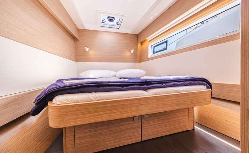 Lagoon 43