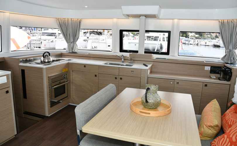 Photo Lagoon 43 (2026)