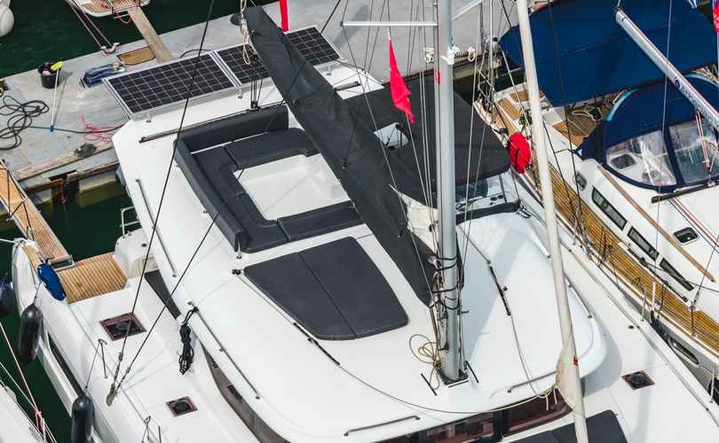 Lagoon 43