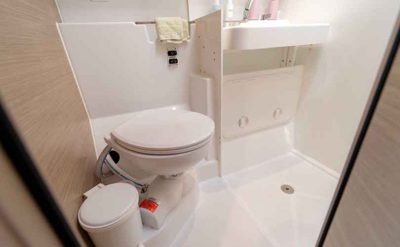 Photo Lagoon 43 (2025)