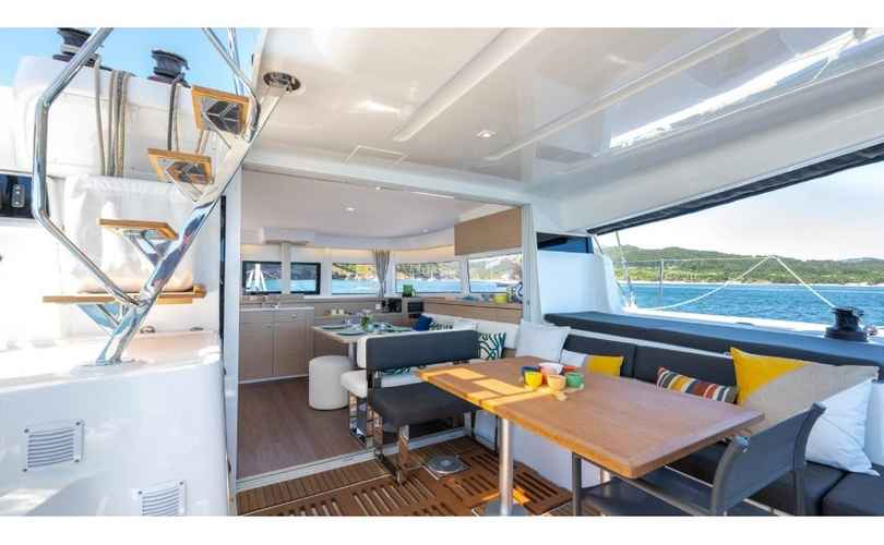 Photo Lagoon 43 (2026)