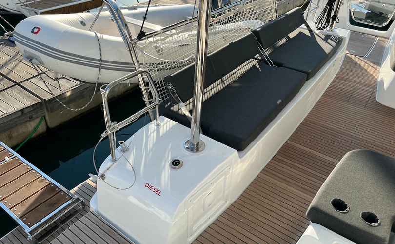 Lagoon 43