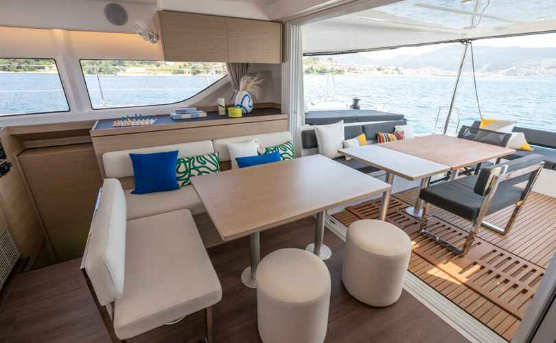 Lagoon 43