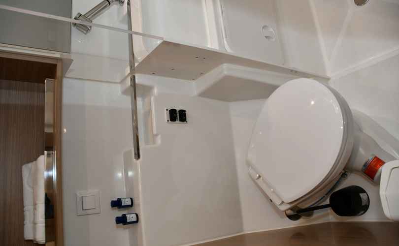 Photo Lagoon 43 (2026)