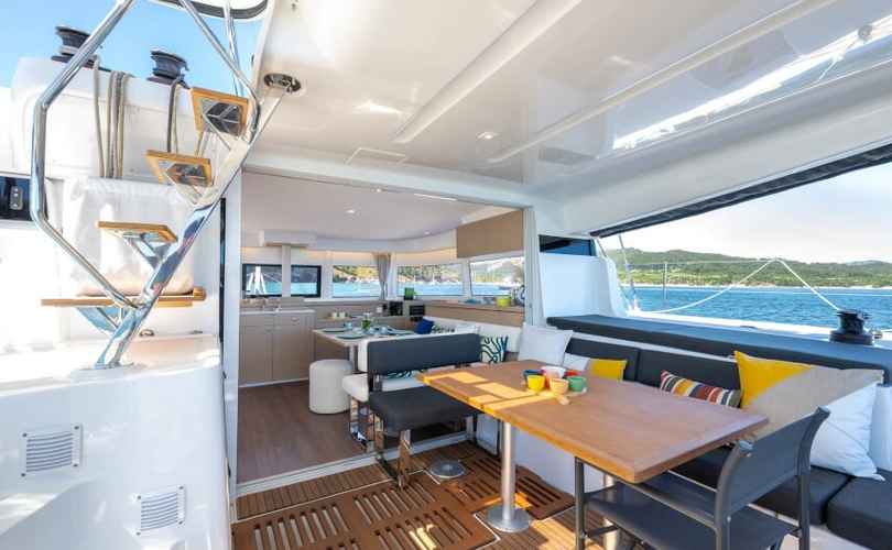 Lagoon 43