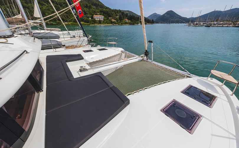 Lagoon 43