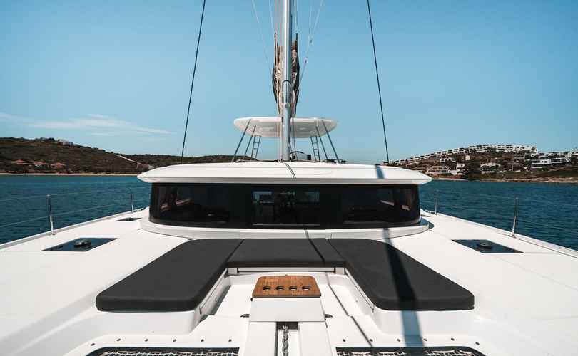 Lagoon 43