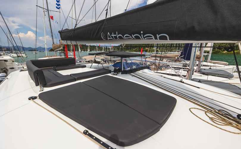 Lagoon 43