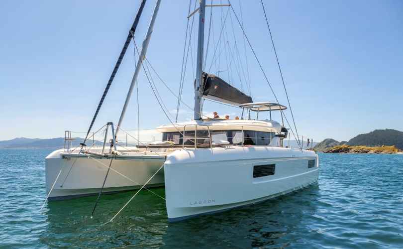 Lagoon 43